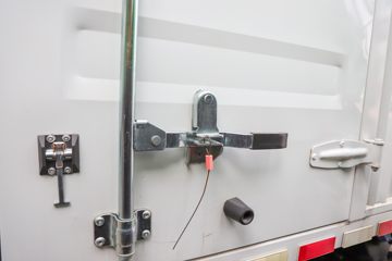 Ծ�� ��ԽC300 150���� 4.17�׵�����ʽ�Ῠ(����)(SH5043XXYZFDCWZ5)ͼƬ