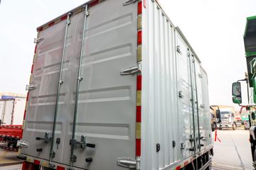 Ծ�� ��ԽC300 150���� 4.17�׵�����ʽ�Ῠ(����)(SH5043XXYZFDCWZ5)ͼƬ