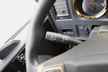 �й�����HOWO ���� 140���� 4.15��AMT�Զ������������Ῠ(ZZ1047G3215F144B)ͼƬ