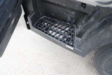 �й�����HOWO ���� 140���� 4.15��AMT�Զ������������Ῠ(ZZ1047G3215F144B)ͼƬ