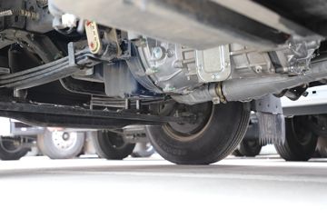 �й�����HOWO ���� 140���� 4.15��AMT�Զ������������Ῠ(ZZ1047G3215F144B)ͼƬ