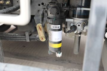 �й�����HOWO ���� 140���� 4.15��AMT�Զ������������Ῠ(ZZ1047G3215F144B)ͼƬ