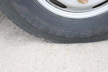 �й�����HOWO ���� 140���� 4.15��AMT�Զ������������Ῠ(ZZ1047G3215F144B)ͼƬ