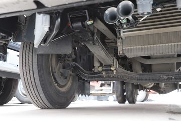 �й�����HOWO ���� 140���� 4.15��AMT�Զ������������Ῠ(ZZ1047G3215F144B)ͼƬ