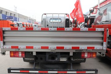 �й�����HOWO ���� 140���� 4.15��AMT�Զ������������Ῠ(ZZ1047G3215F144B)ͼƬ