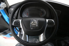 中国重汽成都商用车 豪沃V5-X 245马力 6X2 5.3米自卸车 中国重汽成都商用车 豪沃V5-X 245马力 6X2 5.3米自卸车