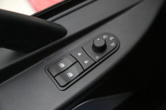 中国重汽成都商用车 豪沃V5-X 245马力 6X2 5.3米自卸车 中国重汽成都商用车 豪沃V5-X 245马力 6X2 5.3米自卸车