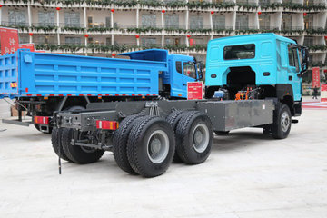 �й������ɶ����ó� V7-X ������ 25T 6X4 6.8�״��綯��ж��400kWhͼƬ