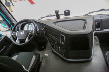 �й������ɶ����ó� V7-X ������ 25T 6X4 6.8�״��綯��ж��400kWhͼƬ