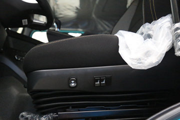 �й������ɶ����ó� V7-X ������ 25T 6X4 6.8�״��綯��ж��400kWhͼƬ