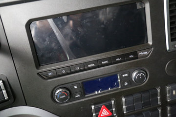 �й������ɶ����ó� V7-X ������ 8X4 7.77������ʽ���綯�������������䳵(ZLJ5318GJBCBEVH)282kWhͼƬ