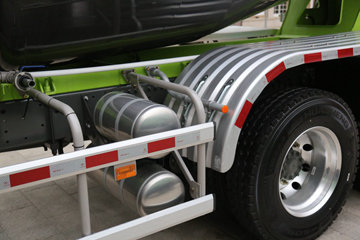 �й������ɶ����ó� V7-X ������ 8X4 7.77������ʽ���綯�������������䳵(ZLJ5318GJBCBEVH)282kWhͼƬ