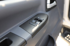 蓝擎轻卡 龙N 140马力 4.18米单排栏板轻卡(中体)(YTQ1041KK333)