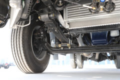 蓝擎轻卡 龙N 140马力 4.18米单排栏板轻卡(中体)(YTQ1041KK333)