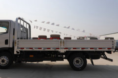 蓝擎轻卡 龙N 140马力 4.18米单排栏板轻卡(中体)(YTQ1041KK333)