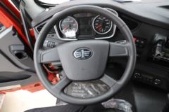 一汽解放 J6P 经典版 480马力 6X4 LNG牵引车(CA4250P66M25T1E6)