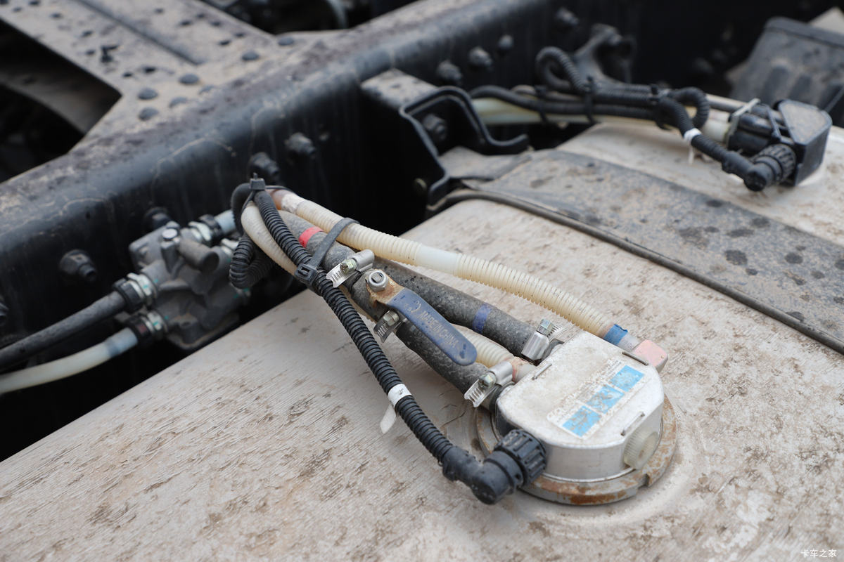 ൺ VH 480 6X4 AMTԶǣ(CA4251P2K15T1E6A80)                                                