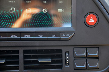 �������� ��ER ����� 3.5T 3.7�׵��Ŵ��綯��ʽ΢��55.7kWhͼƬ