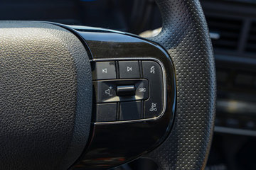 �������� ��ER ����� 3.5T 3.7�׵��Ŵ��綯��ʽ΢��55.7kWhͼƬ