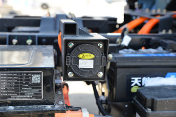 �������� ��ER ����� 3.5T 3.7�׵��Ŵ��綯��ʽ΢��55.7kWhͼƬ