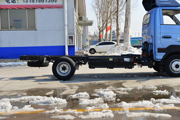 �������� ��ER ����� 3.5T 3.7�׵��Ŵ��綯��ʽ΢��55.7kWhͼƬ