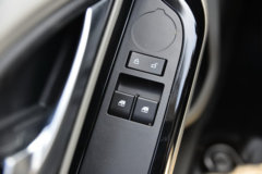 蓝擎汽车 凌ER 3.5T 4.03米单排纯电动栏板微卡(YTQ1032PCEV331)55.7kWh