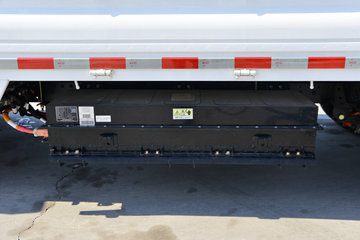 �������� ��ER 3.5T 4.03�׵��Ŵ��綯����΢��55.7kWhͼƬ