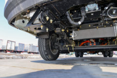 蓝擎汽车 凌ER 3.5T 4.03米单排纯电动栏板微卡(YTQ1032PCEV331)55.7kWh