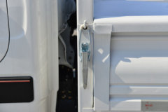 蓝擎汽车 凌ER 3.5T 4.03米单排纯电动栏板微卡(YTQ1032PCEV331)55.7kWh