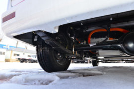 橙仕01&nbsp;电动封闭厢货底盘图片