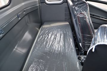 ���� ˧��Q6 130���� 3.85���Ű������ῨͼƬ