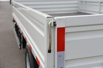 ���� ˧��Q6 130���� 3.85���Ű������ῨͼƬ