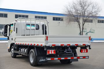 ���� ˧��Q6 130���� 3.85���Ű������ῨͼƬ