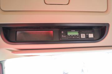 �ൺ��� JH5�ؿ� 460���� 6X4 ǣ����(Һ��)ͼƬ