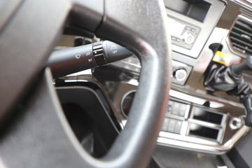 �ൺ��� JH5�ؿ� 460���� 6X4 ǣ����(Һ��)ͼƬ