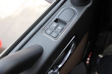 �ൺ��� JH5�ؿ� 460���� 6X4 ǣ����(Һ��)ͼƬ