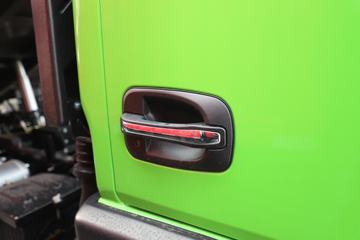 Ծ�� ����X3 140���� 4X2 3.6�׵�����ж��ͼƬ