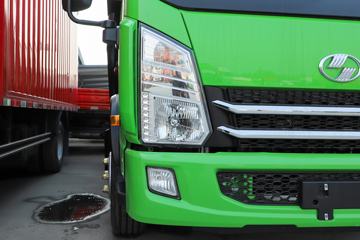 Ծ�� ����X3 140���� 4X2 3.6�׵�����ж��ͼƬ