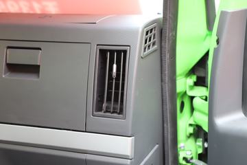 Ծ�� ����X3 140���� 4X2 3.6�׵�����ж��ͼƬ