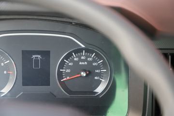 Ծ�� ����X3 140���� 4X2 3.6�׵�����ж��ͼƬ