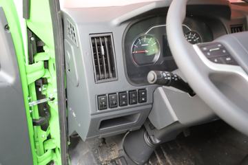 Ծ�� ����X3 140���� 4X2 3.6�׵�����ж��ͼƬ