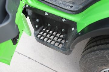 Ծ�� ����X3 140���� 4X2 3.6�׵�����ж��ͼƬ