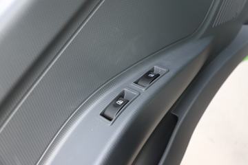 Ծ�� ����X3 140���� 4X2 3.6�׵�����ж��ͼƬ