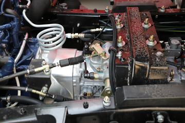 Ծ�� ����X3 140���� 4X2 3.6�׵�����ж��ͼƬ