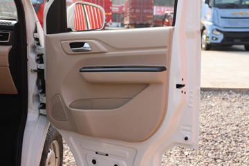 ������Խ ��Խ��V7EV 2022�� ��׼�� 2.9T 2�� 4.8�״��綯��ջ���41.86kWhͼƬ