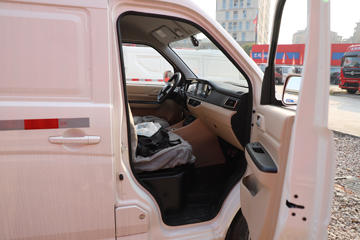 ������Խ ��Խ��V7EV 2022�� ��׼�� 2.9T 2�� 4.8�״��綯��ջ���41.86kWhͼƬ