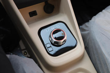 ������Խ ��Խ��V7EV 2022�� ��׼�� 2.9T 2�� 4.8�״��綯��ջ���41.86kWhͼƬ