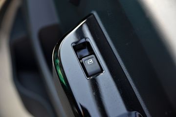 ���� ����V1 ������ 1.6L 122���� ���� 2.53��˫������΢��(����̥)(BJ1030V4AV6-11)ͼƬ