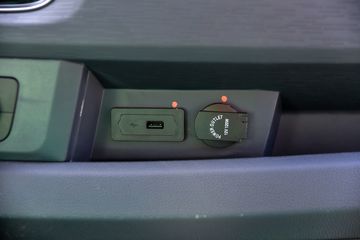 ���� ����V1 ������ 1.6L 122���� ���� 2.53��˫������΢��(����̥)(BJ1030V4AV6-11)ͼƬ