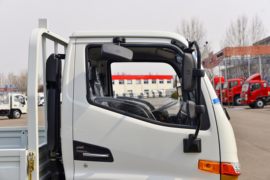 骏铃V3&nbsp;载货车外观                                                图片